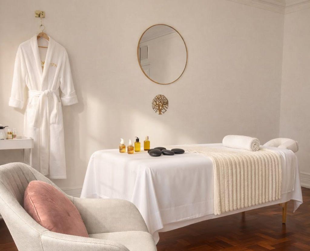 Diana Ferreira a realizar massagem terapêutica no estúdio WellZen em Lisboa